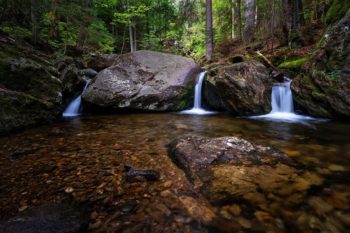 deutschland-bayerischer-wald-hochfall-bodenmais-drilling-wasserfall-01